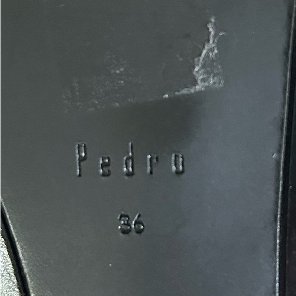 Pedro Burgundy Loafers - Picture 6 of 6